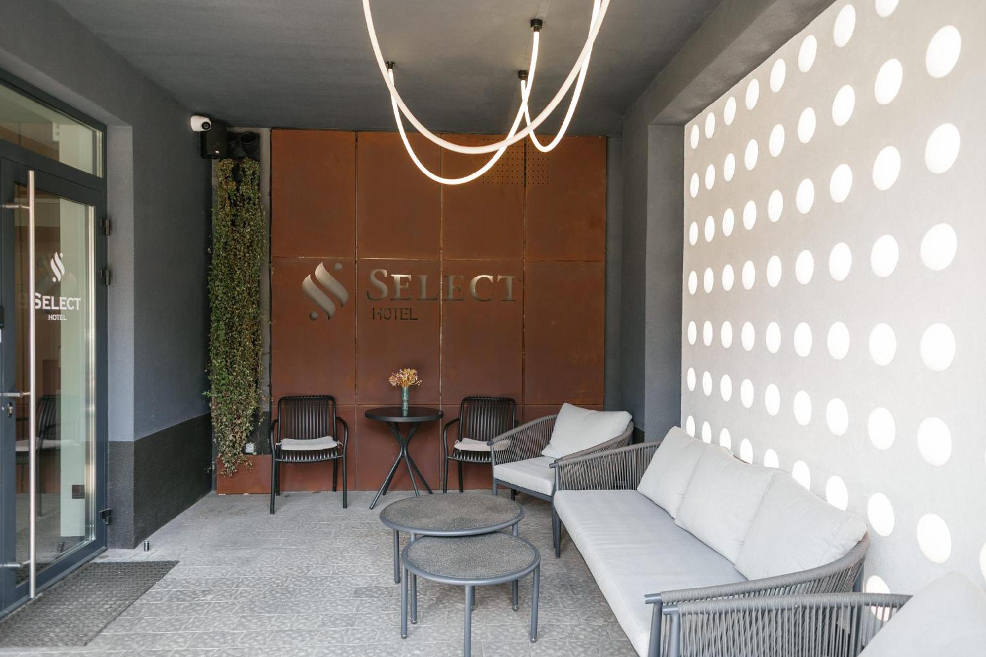 Select Hotel Lemberg Exterior foto