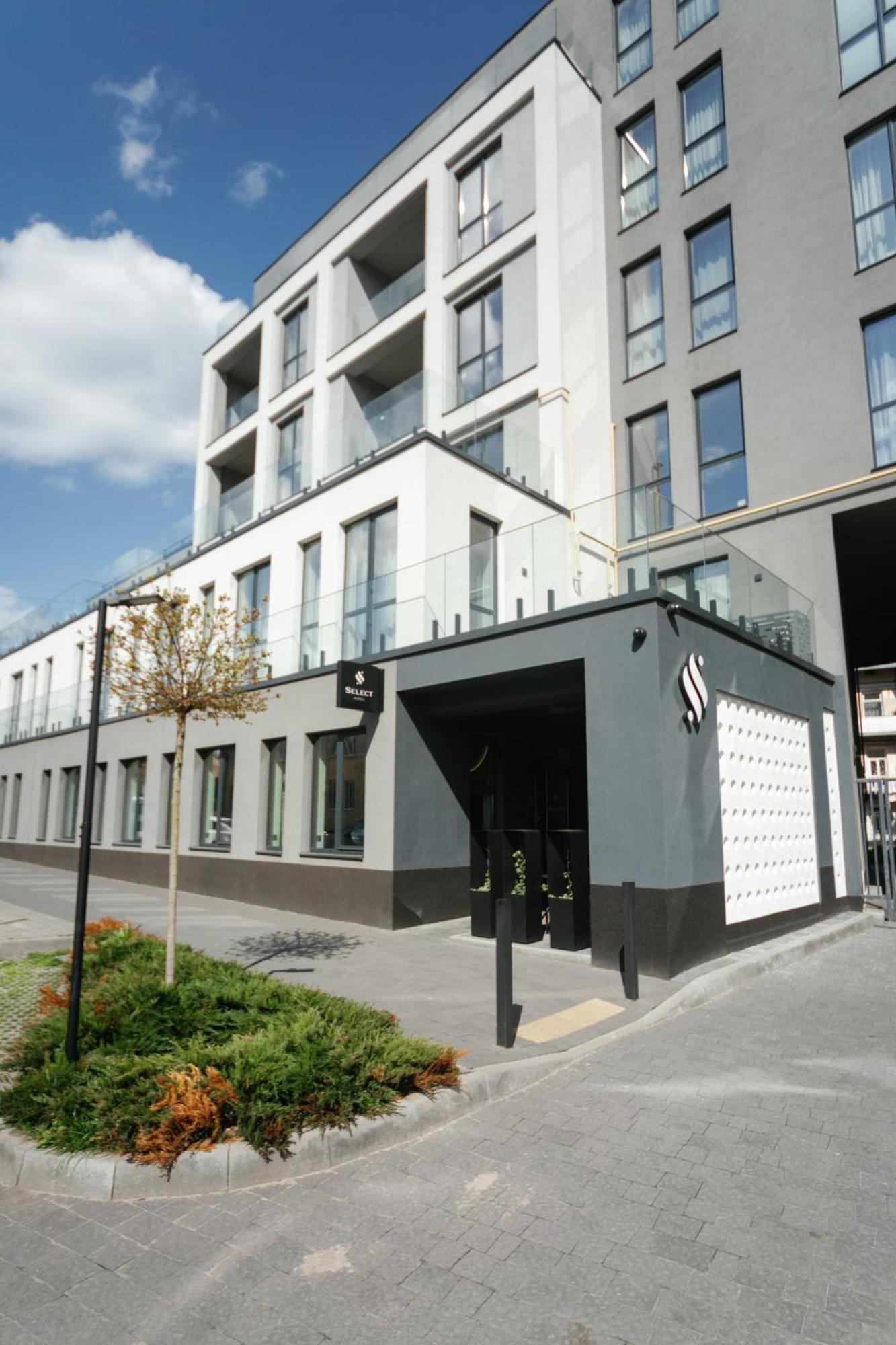 Select Hotel Lemberg Exterior foto